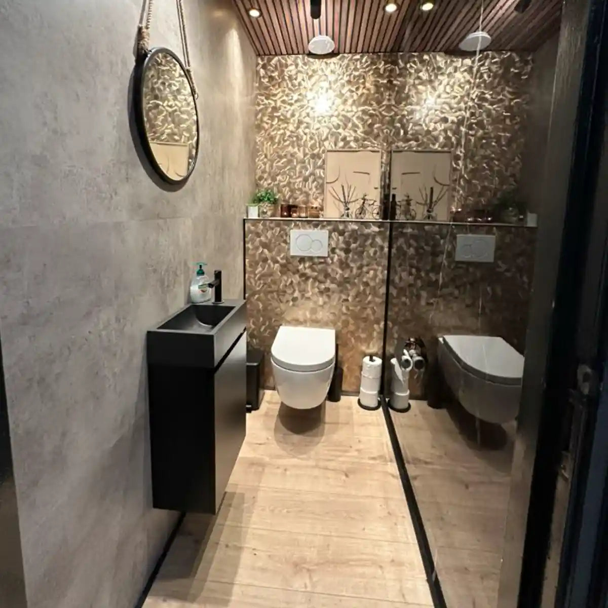 credence_autocollant_dore_revetement_wc_suspendu