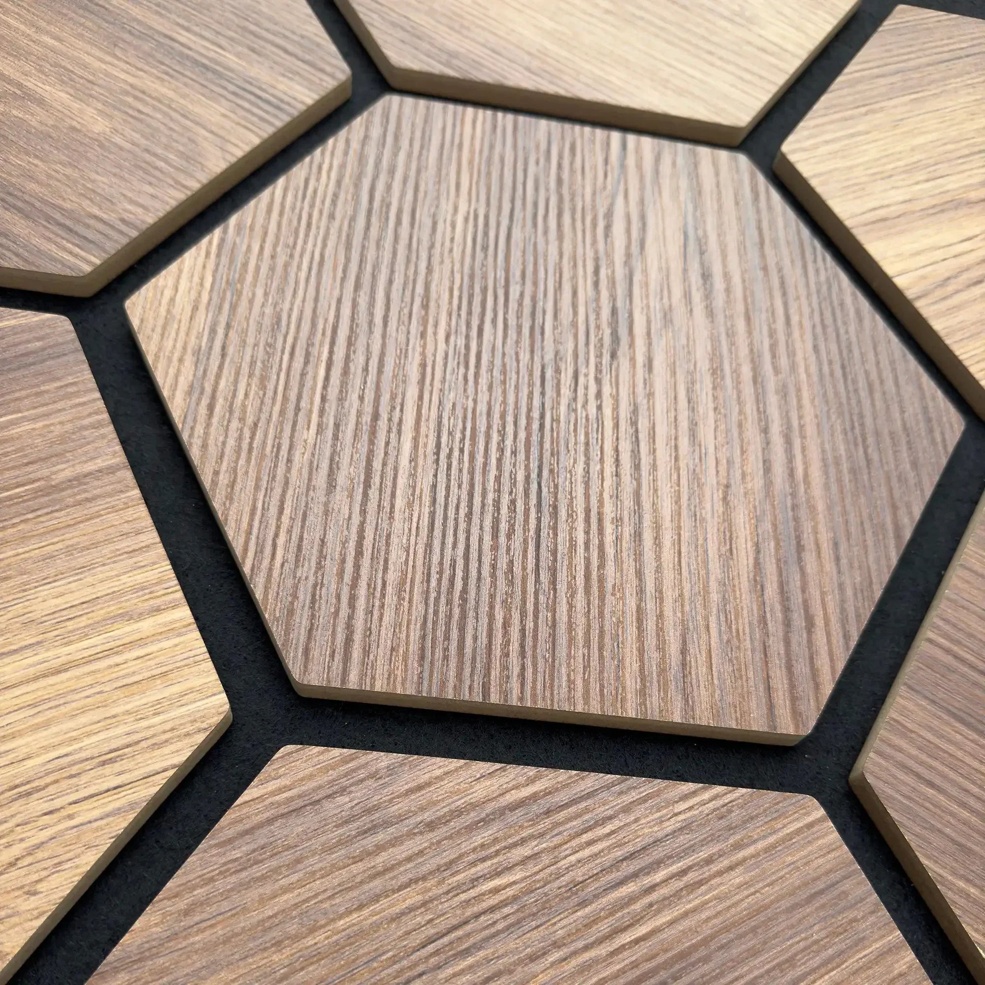 hexagone_bois_acoustique_noyer_image_porduit_2