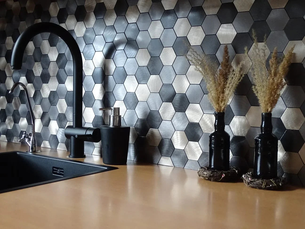 Crédence Autocollant Mosaique Noir Doré - Crédence de Cuisine - vue alternative