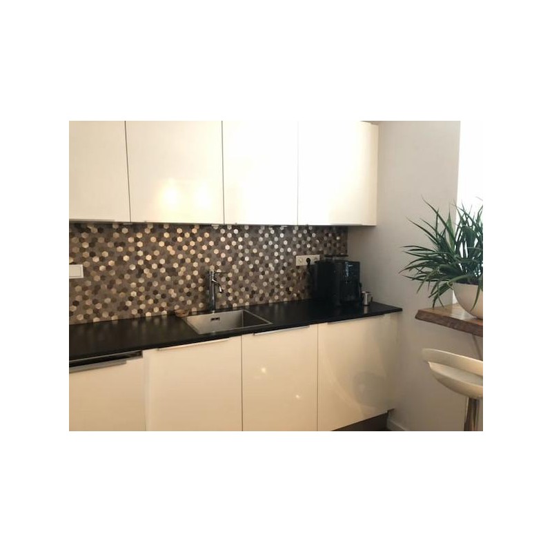 Carrelage adhésif hexagonal cuivre marron pour crédence de cuisine - Parfait pour un style raffiné et chaleureux