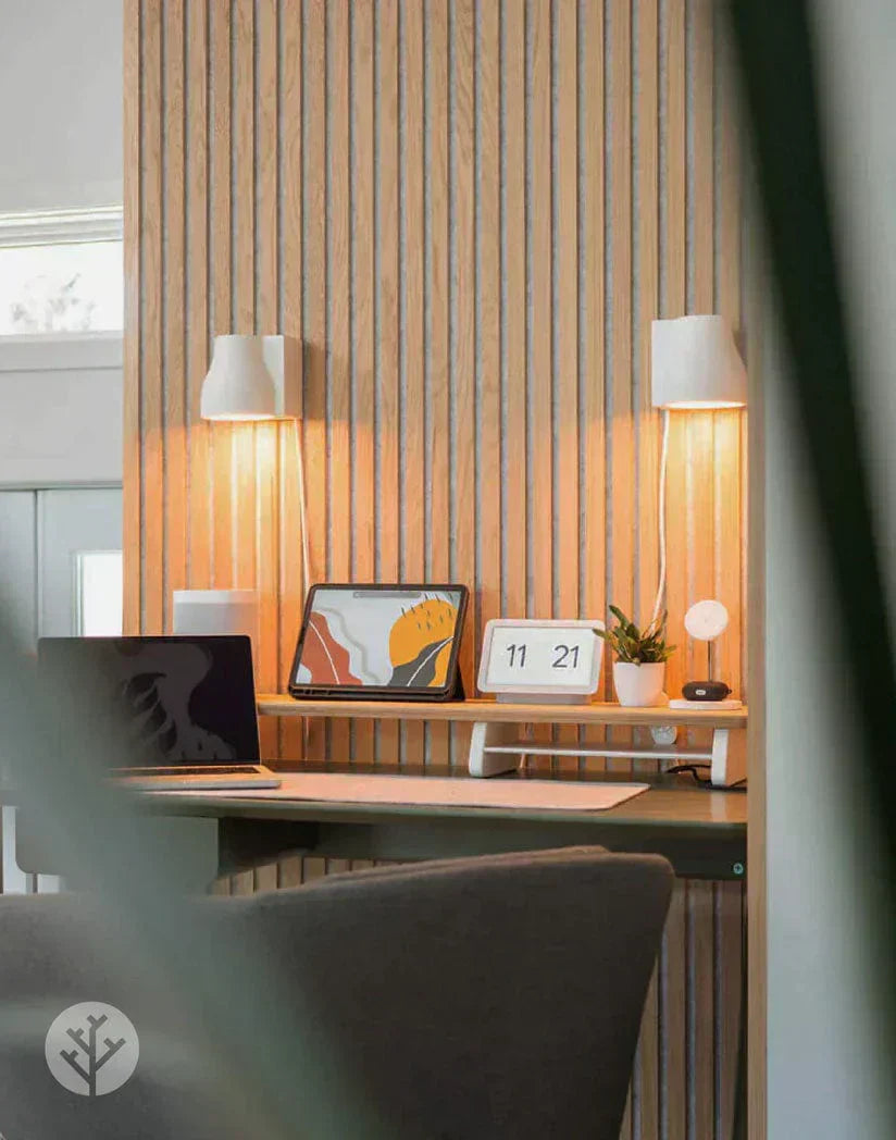 Aménager un bureau à domicile design avec des panneaux muraux modernes