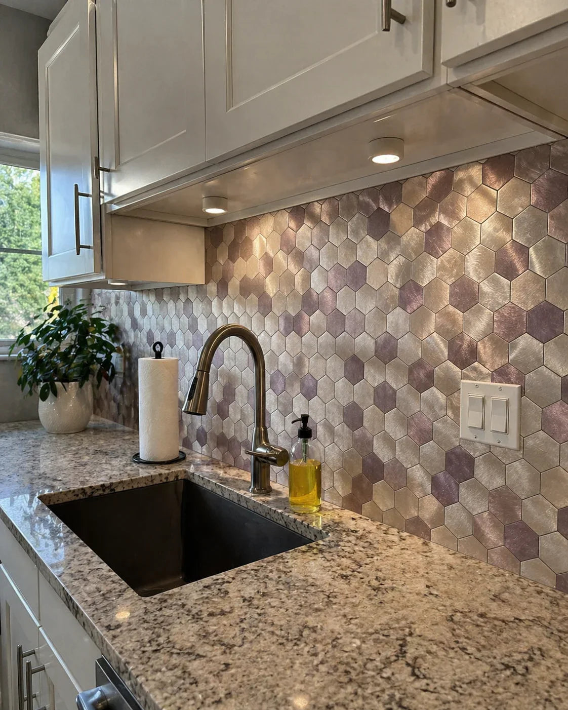 Crédence Autocollante Hexagone Violet — Mosaïque Cuisine, Salle de Bain & WC - vue alternative