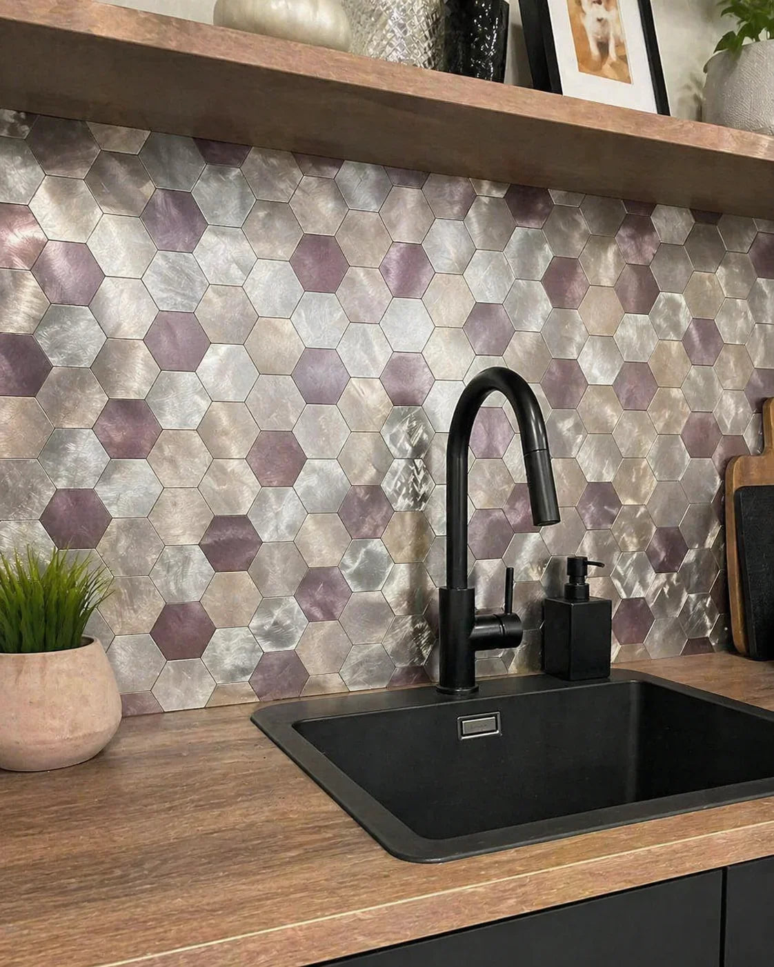 Crédence Autocollante Hexagone Violet — Mosaïque Cuisine, Salle de Bain & WC - vue alternative
