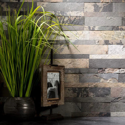 Mur accent pierre naturelle adhésive Autumn Rustic — parement ardoise anthracite salon ByMyDeco
