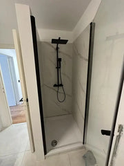 Panneau PVC Effet Marbre Blanc posé dans la douche